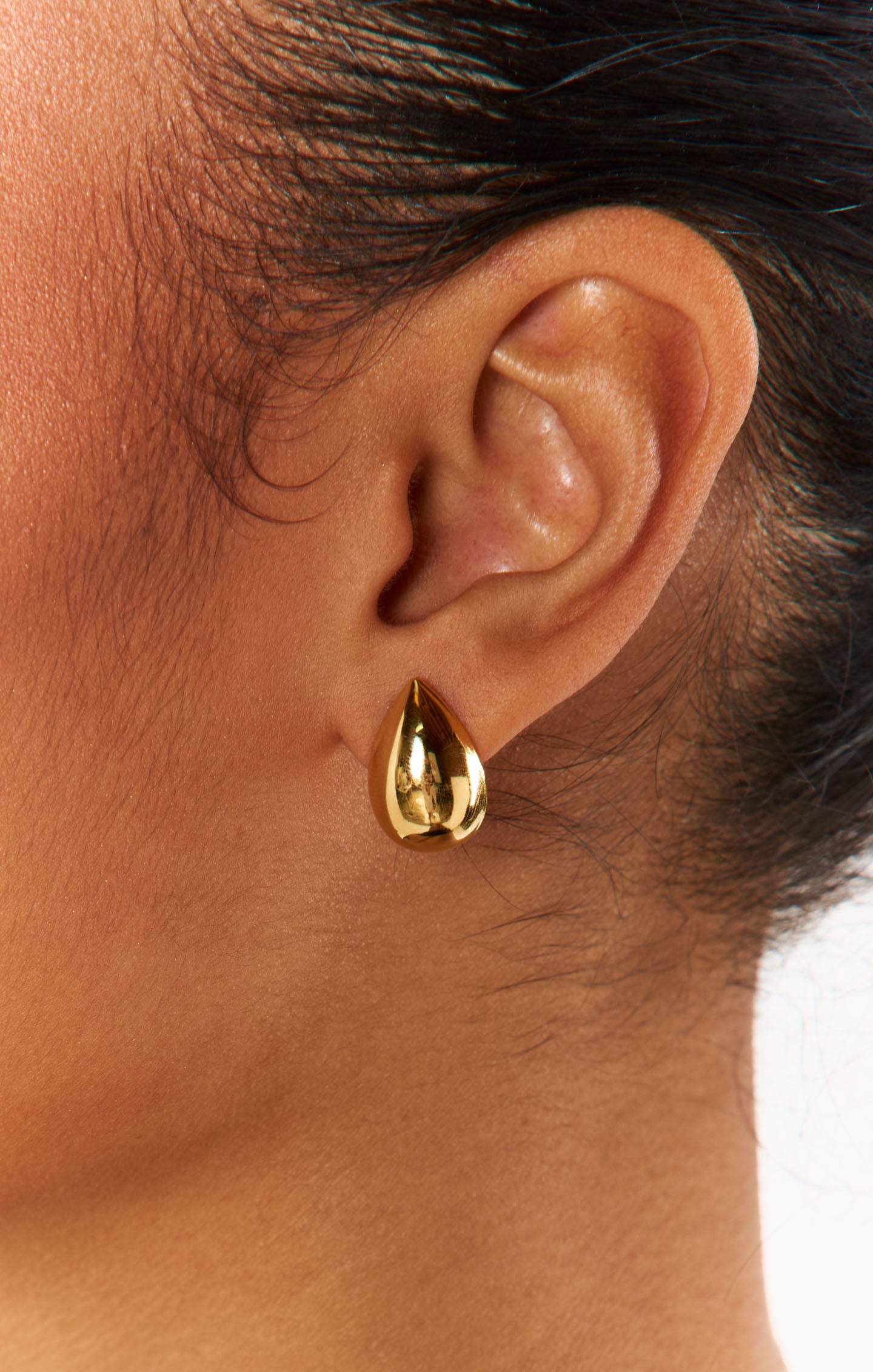 Faithy Jewels Gold Mini Teardrop Stud Earrings