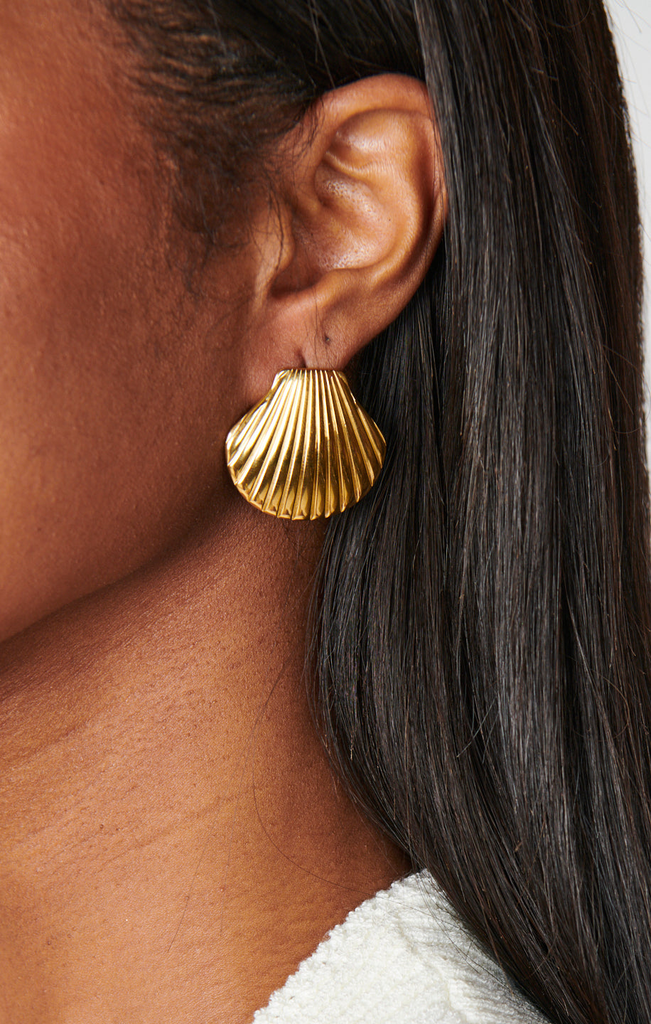 Gold Shell Stud Earrings – Petit Moments Coastal Jewelry