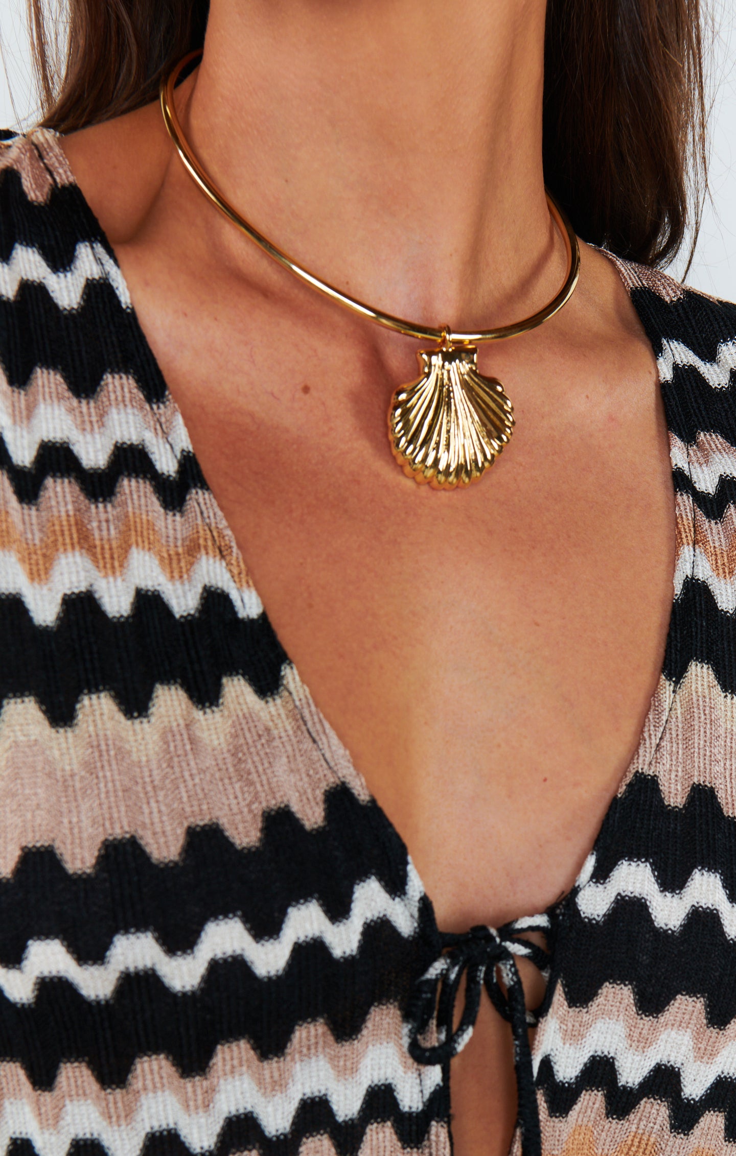 Frasier Sterling Gold Shell Charm Choker Necklace