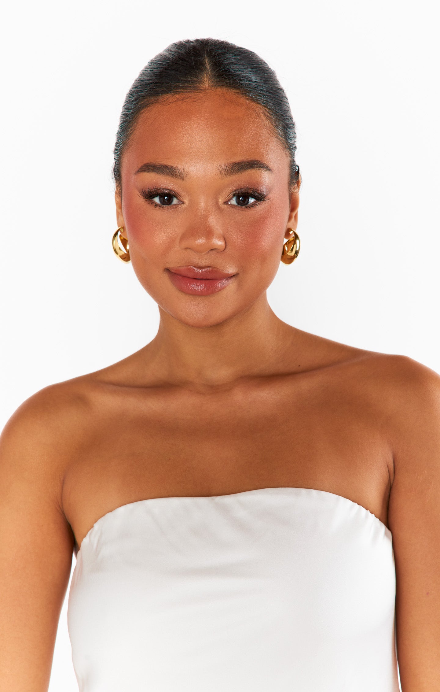 Faithy Jewels Gold Ribbon Hoop Earrings - Playful & Elegant