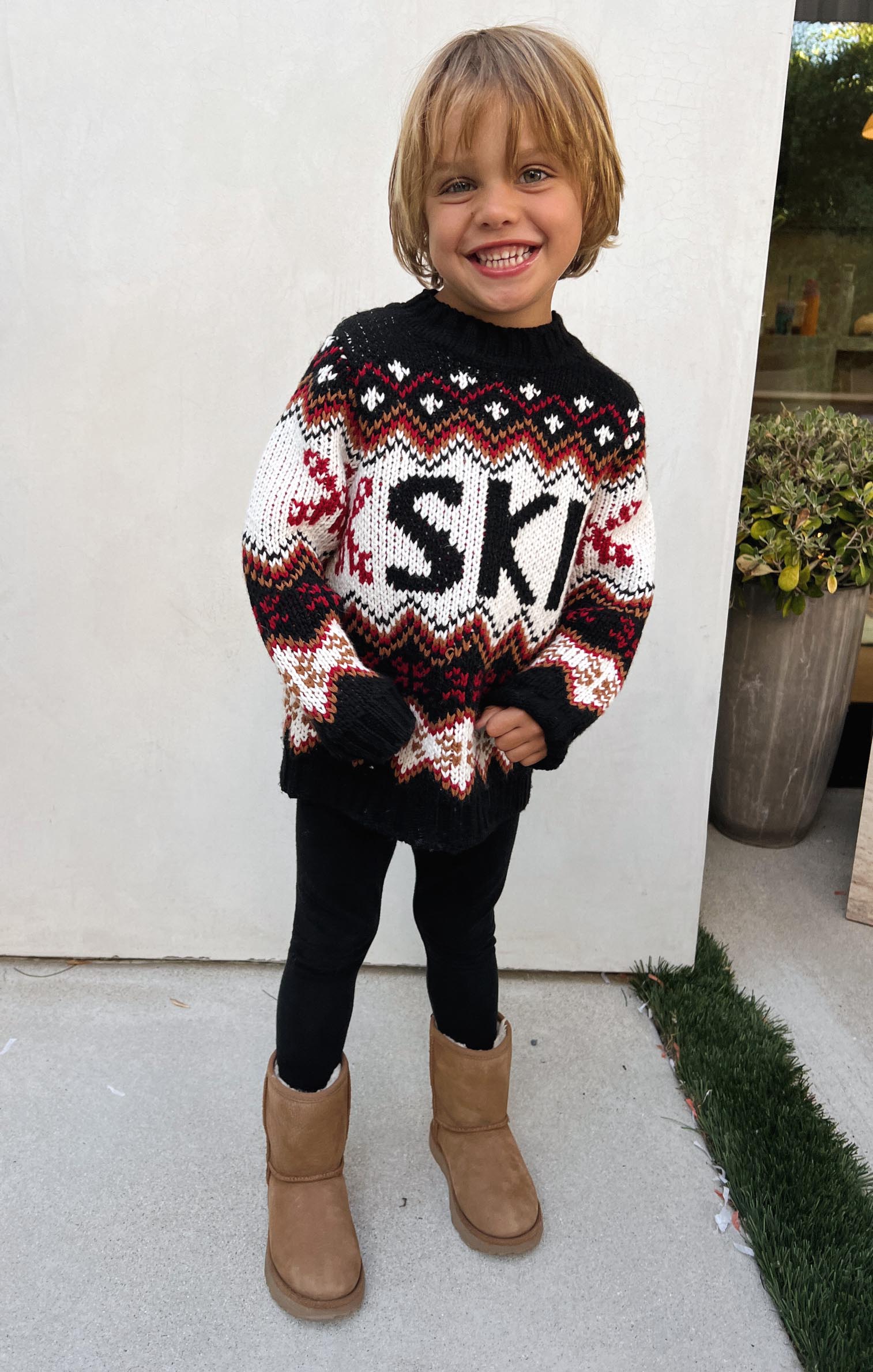 Cozy Ski Knit Sweater for Kids - Mini Ski-In Style