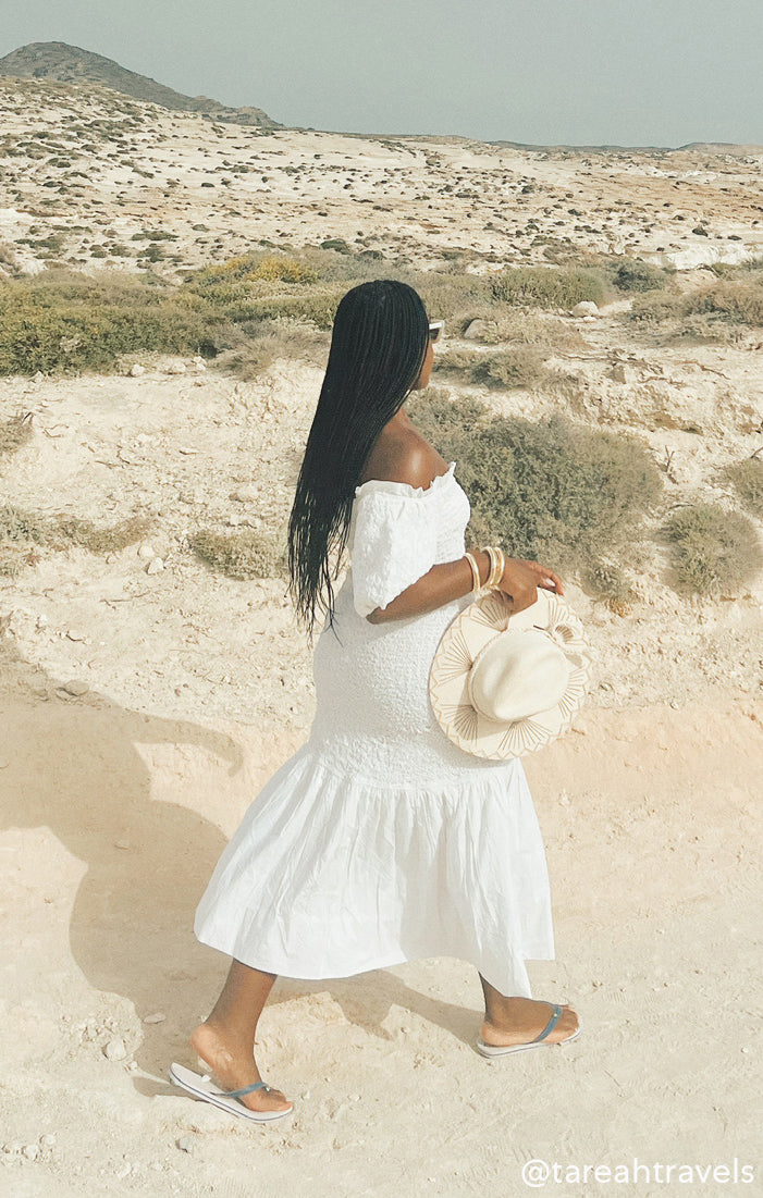 Off-Shoulder White Stretch Midi Dress for Date Night