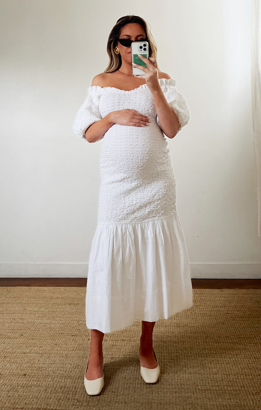 Off-Shoulder White Stretch Midi Dress for Date Night