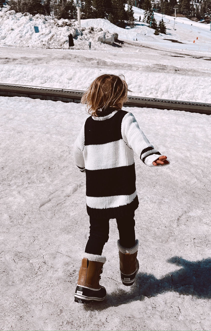 Black Ski Knit Sweater for Kids - Cozy Mini Ski-In Pullover