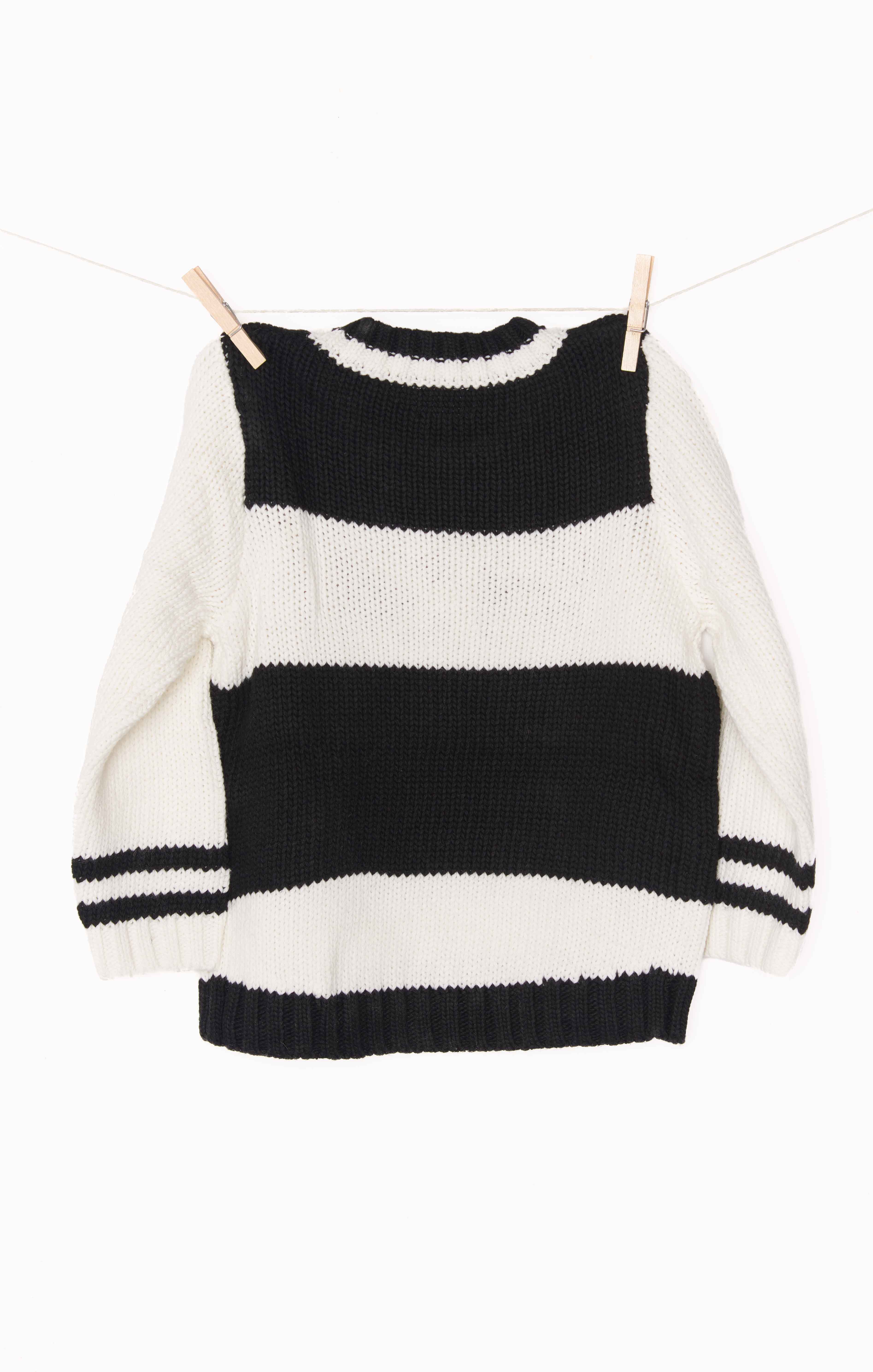 Black Ski Knit Sweater for Kids - Cozy Mini Ski-In Pullover