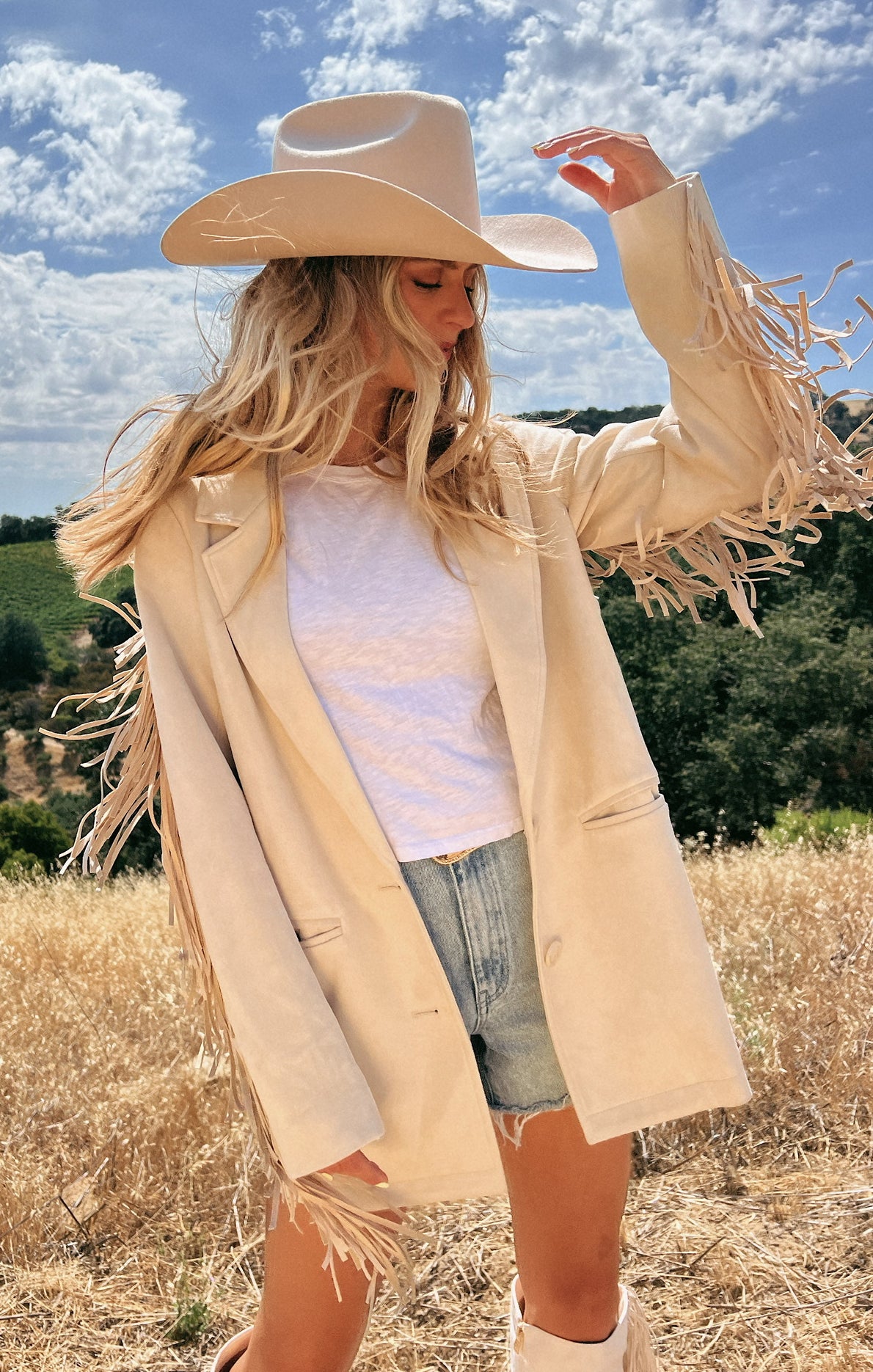 Sierra Fringe Jacket - Cream Faux Suede Cowgirl Style