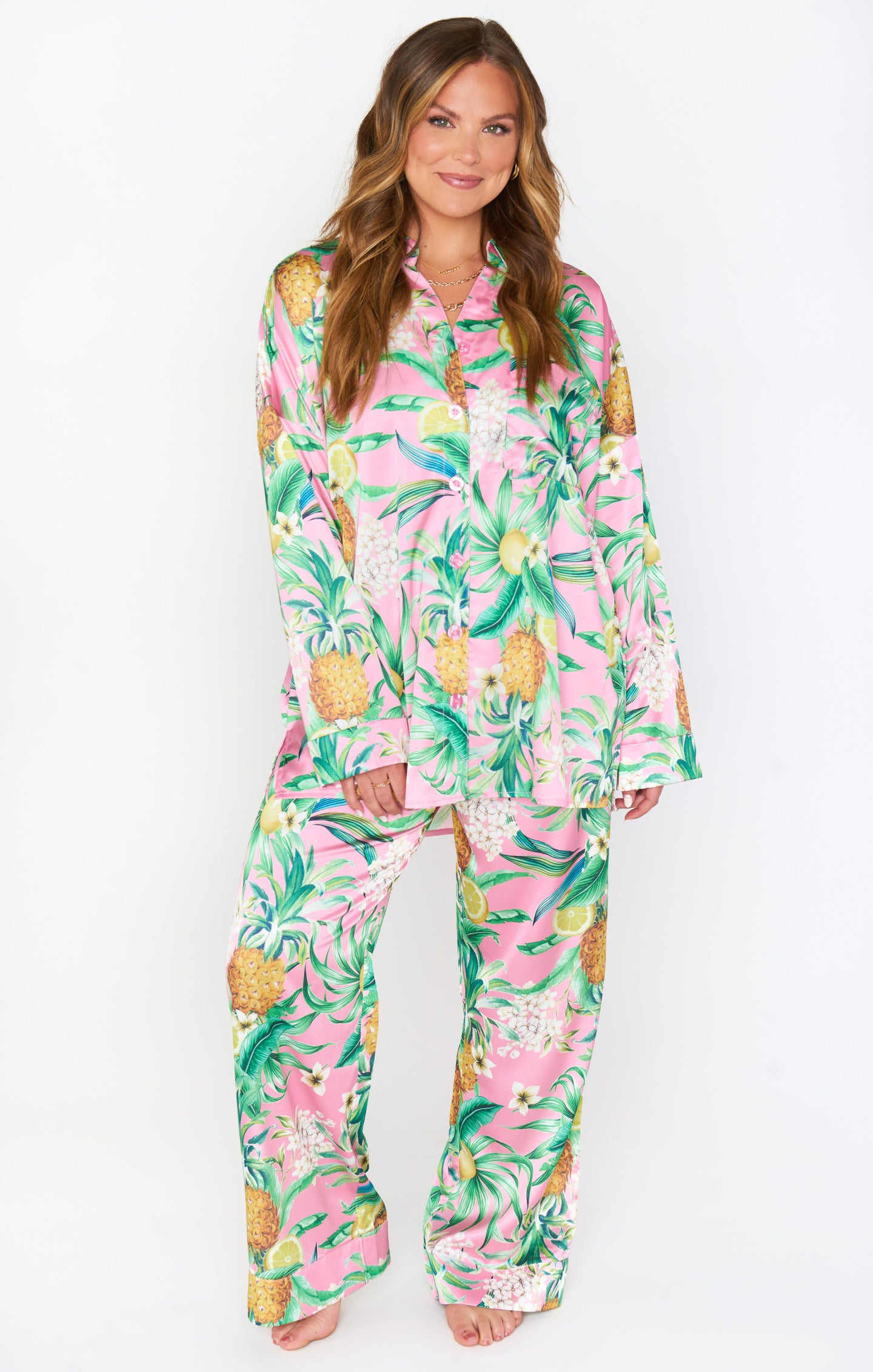 Hannah Brown Pineapple Pajama Set - Cozy Button-Down & Pants