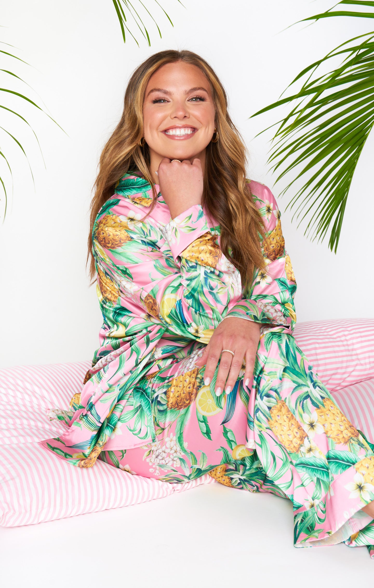 Hannah Brown Pineapple Pajama Set - Cozy Button-Down & Pants