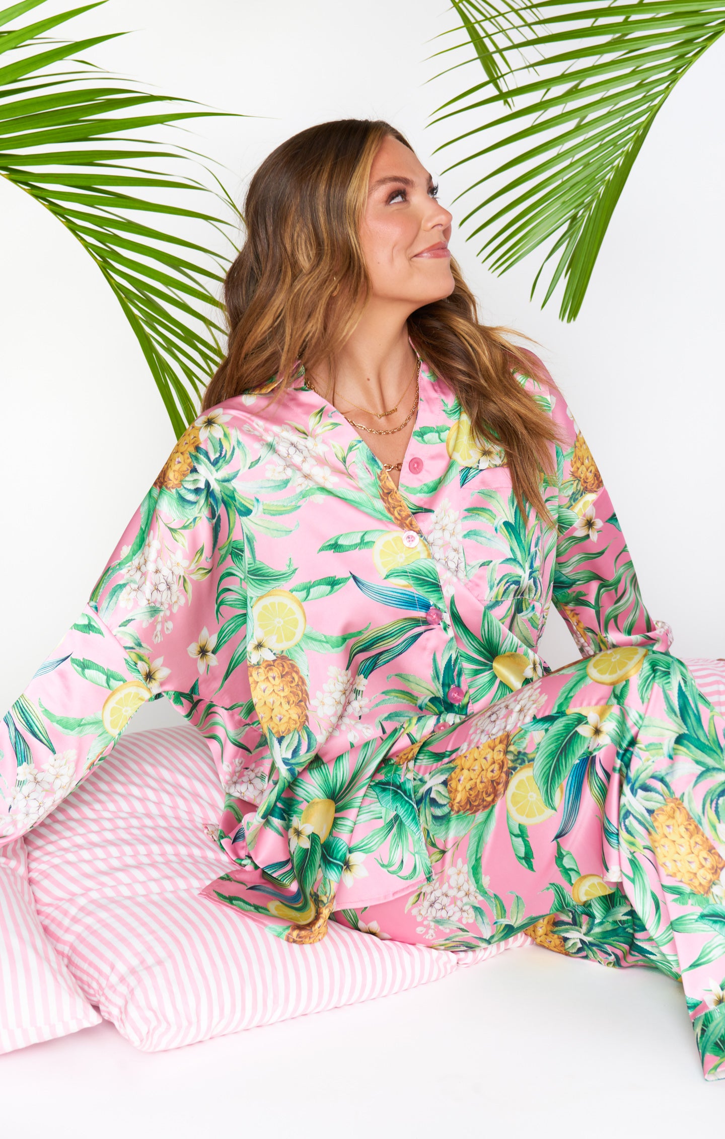 Hannah Brown Pineapple Pajama Set - Cozy Button-Down & Pants