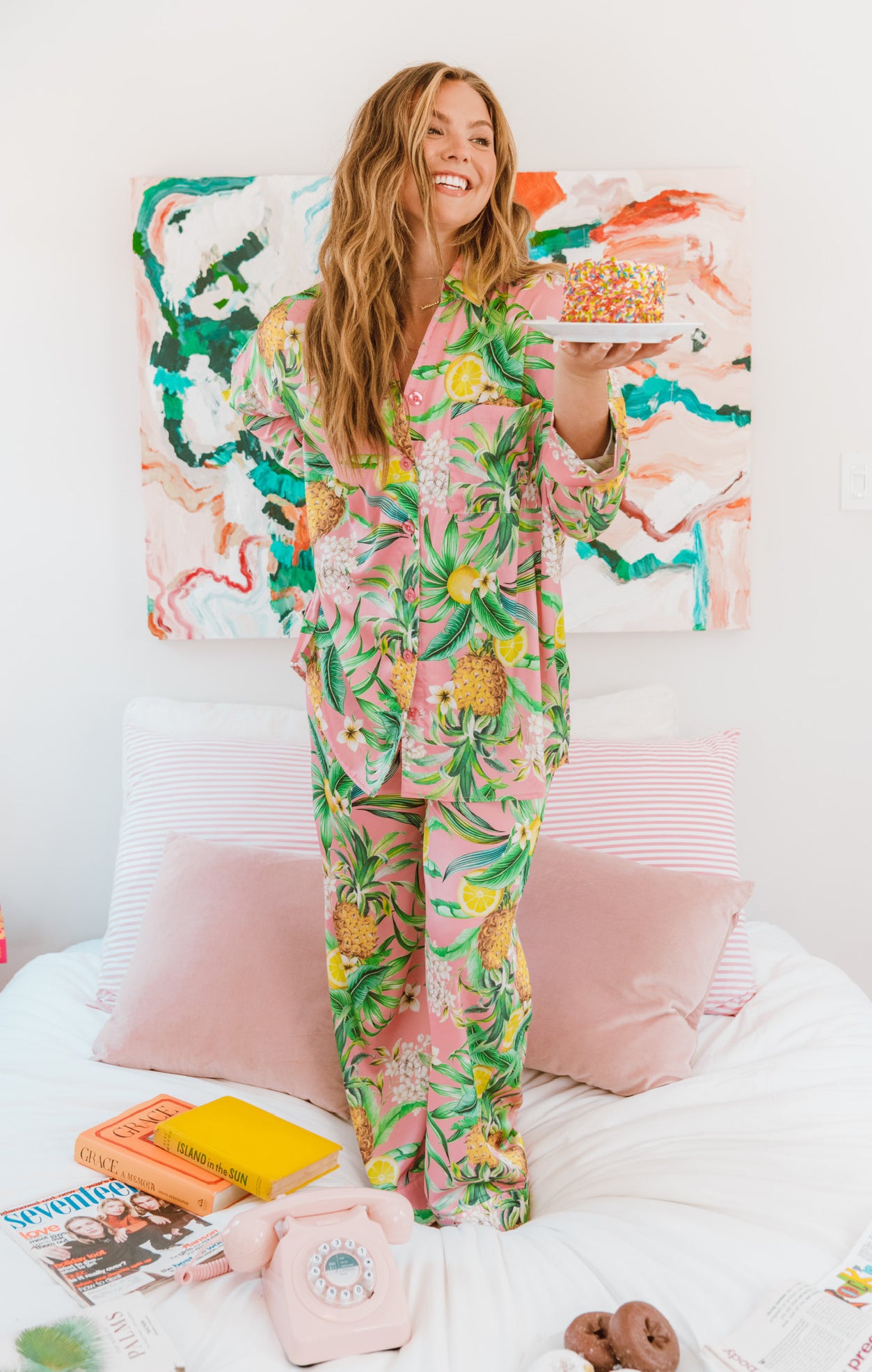 Hannah Brown Pineapple Pajama Set - Cozy Button-Down & Pants