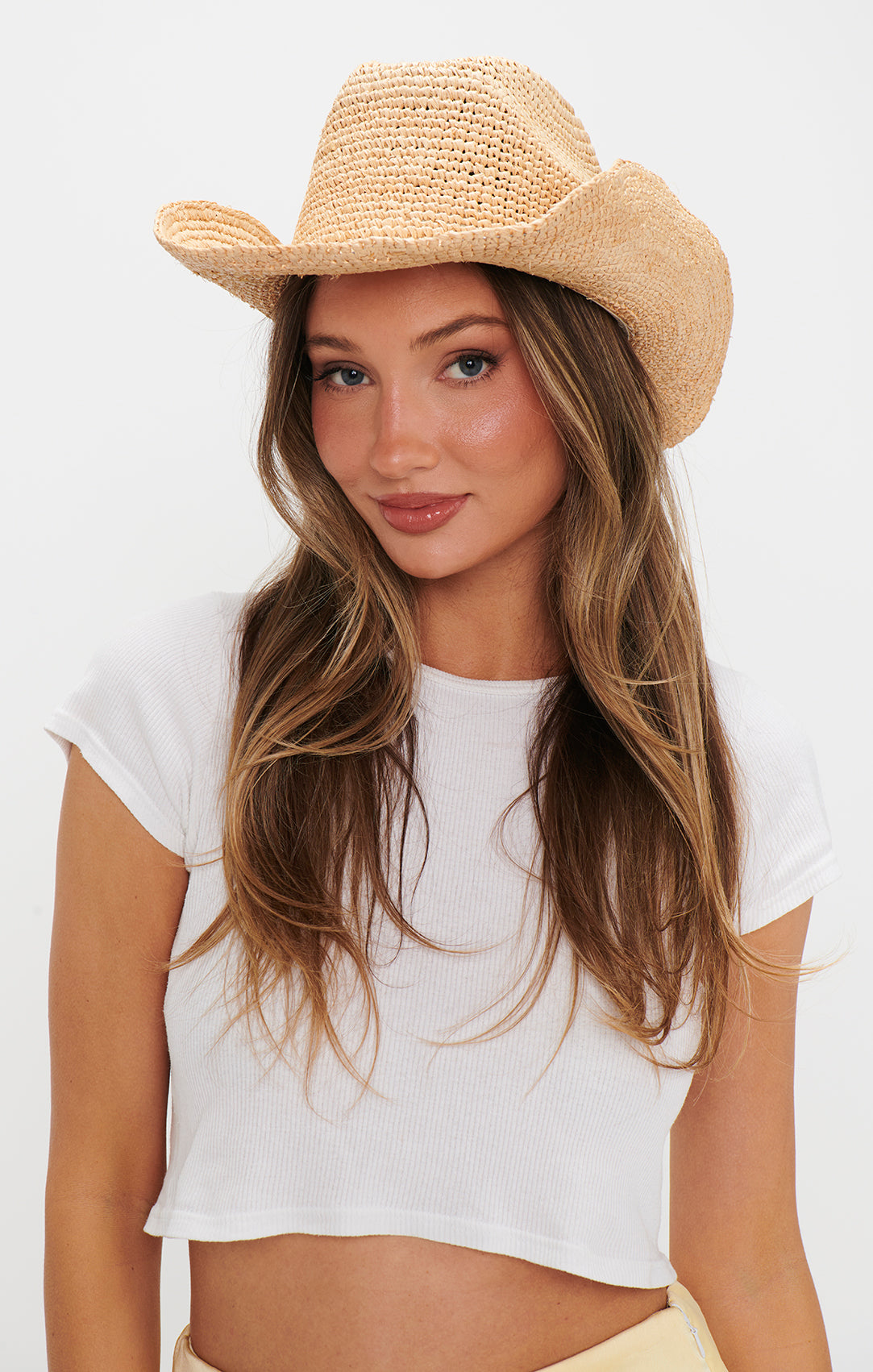 Natural Raffia Cowboy Hat – Versatile & Stylish Accessory