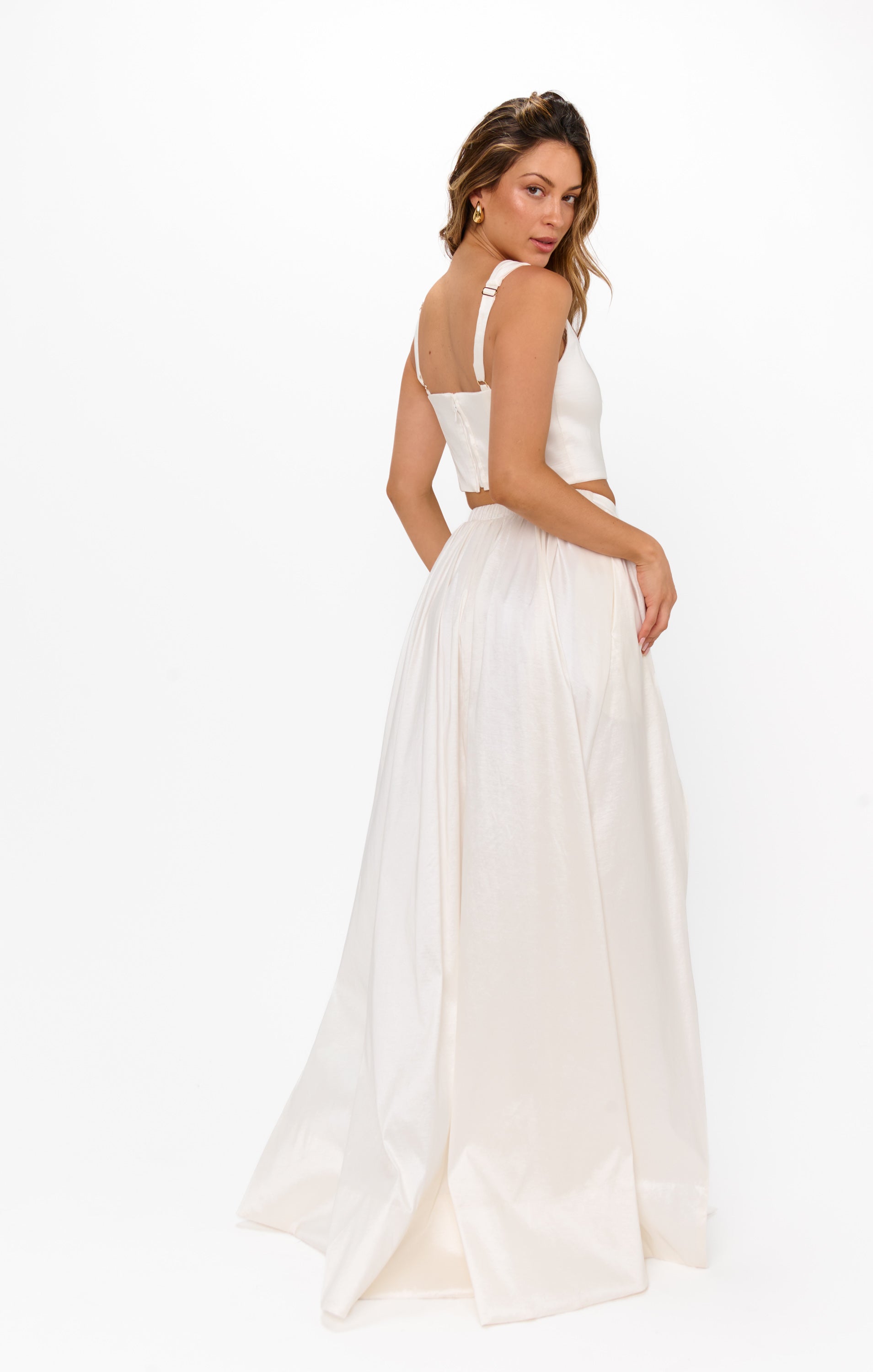 Vivianna White Taffeta Maxi Skirt with Side Slit