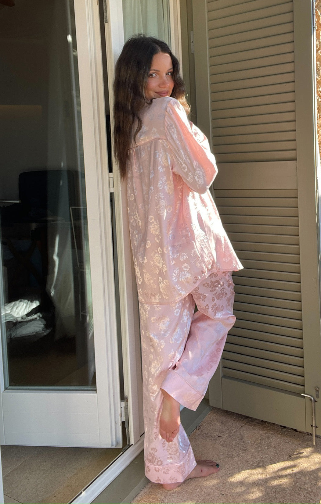 Women's Pink Floral Silk Pajama Set - Cropped & Button-Down
